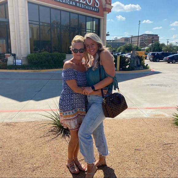 Meet your Posher, Nancy - Picture 10 of 12